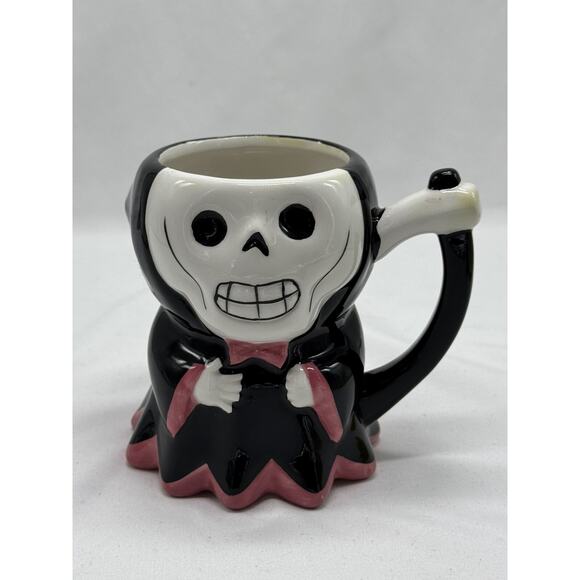 14.57 fl oz Halloween Earthenware Figural Grim Reaper Mug - Hyde & EEK! Boutique - Picture 2 of 6